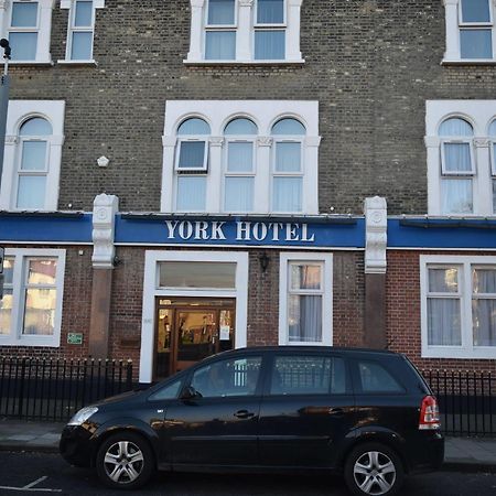 York Hotel Илфорд Екстериор снимка